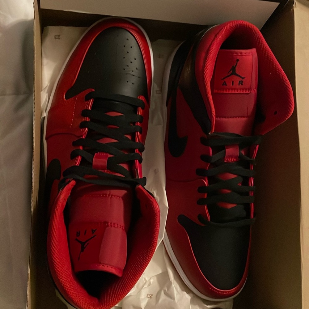 Gym red/black-white Air Jordan 1Mid size 12 M very gently worn once